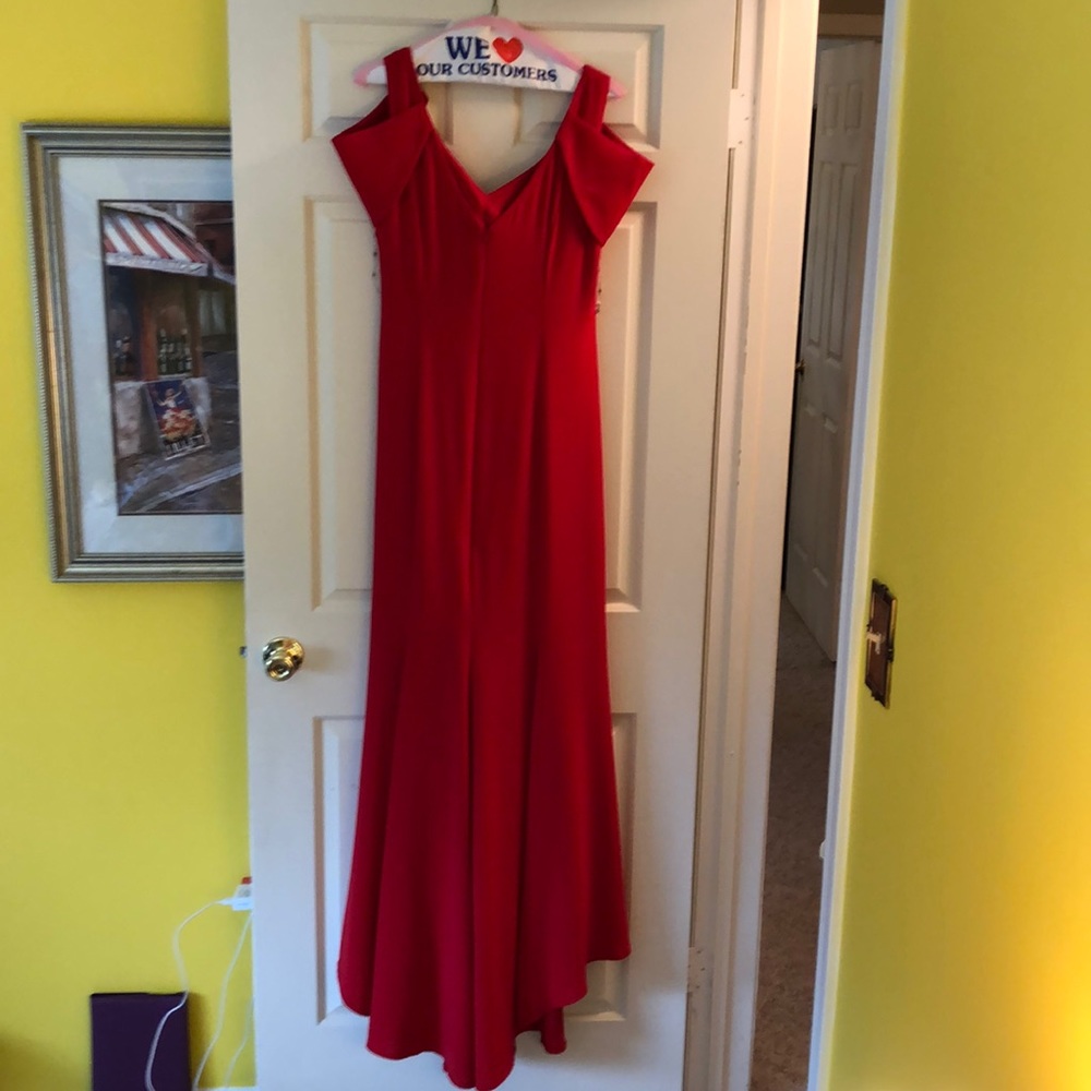 Dress - Picture 2 of 2